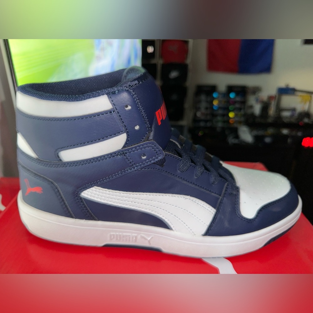 Puma Rebound Layup – Preowned– Peacoat/HiRisk-Red/White – Men’s Size 10.5